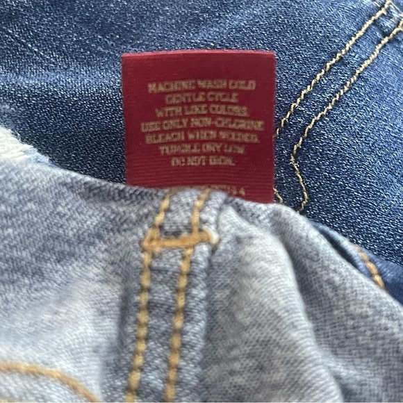 Arizona Jean Co. Distressed Cuffed Stretch Jean Shorts 18 Jrs. Plus - Picture 5 of 6